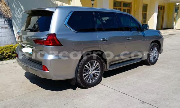 Tenga Tsaru Lexus LX 570 Bhurawuni Mota in Maputo in Maputo Tenga Tsaru Lexus LX 570 Bhurawuni Mota in Maputo in Maputo