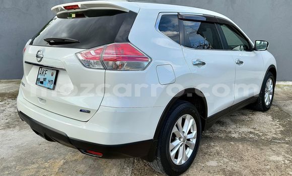 Comprar Novo Nissan X-Trail Branco Carro em Maputo em Maputo Comprar Novo Nissan X-Trail Branco Carro em Maputo em Maputo