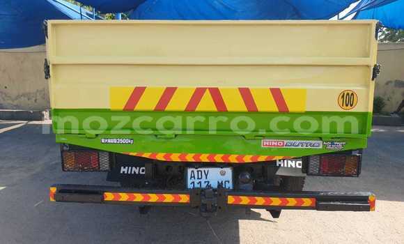 Nunua Ilio tumika Toyota Dyna Kijani Gari ndani ya Maputo nchini Maputo Nunua Ilio tumika Toyota Dyna Kijani Gari ndani ya Maputo nchini Maputo