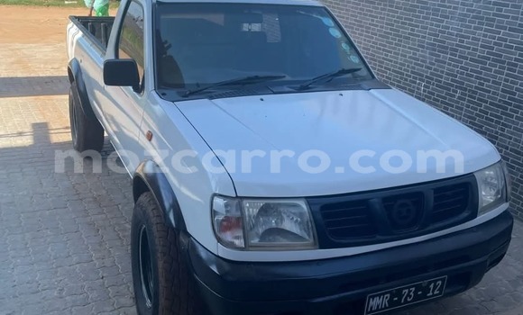 Nunua Ilio tumika Nissan Hardbody Nyeupe Gari ndani ya Maputo nchini Maputo Nunua Ilio tumika Nissan Hardbody Nyeupe Gari ndani ya Maputo nchini Maputo