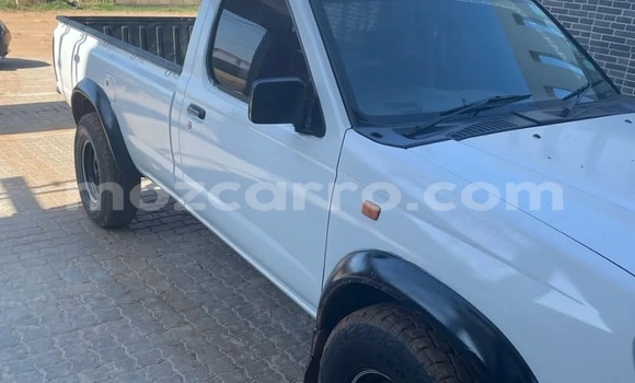 Nunua Ilio tumika Nissan Hardbody Nyeupe Gari ndani ya Maputo nchini Maputo Nunua Ilio tumika Nissan Hardbody Nyeupe Gari ndani ya Maputo nchini Maputo