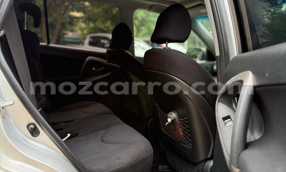 Tenga Tsaru Toyota RAV4 Zvimwe Mota in Maputo in Maputo Tenga Tsaru Toyota RAV4 Zvimwe Mota in Maputo in Maputo