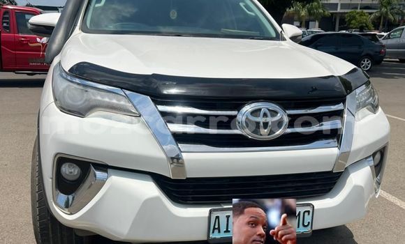 Buy Used Toyota Fortuner White Car in Maputo in Maputo Buy Used Toyota Fortuner White Car in Maputo in Maputo