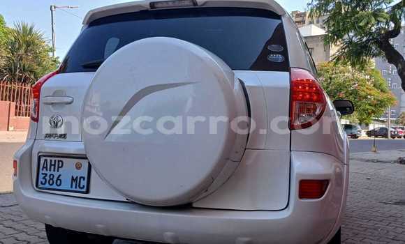 Buy Used Toyota RAV4 White Car in Maputo in Maputo Buy Used Toyota RAV4 White Car in Maputo in Maputo