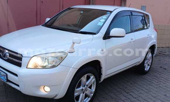 Buy Used Toyota RAV4 White Car in Maputo in Maputo Buy Used Toyota RAV4 White Car in Maputo in Maputo