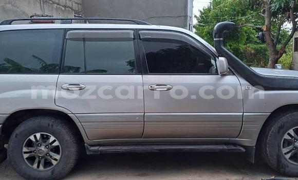 Tenga Tsaru Toyota Land Cruiser Zvimwe Mota in Maputo in Maputo Tenga Tsaru Toyota Land Cruiser Zvimwe Mota in Maputo in Maputo
