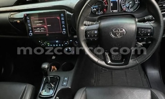 Nunua Mpya Toyota Hilux Nyeusi Gari ndani ya Maputo nchini Maputo Nunua Mpya Toyota Hilux Nyeusi Gari ndani ya Maputo nchini Maputo