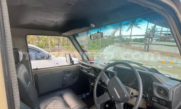 Nunua Ilio tumika Toyota Land Cruiser Nyingine Gari ndani ya Maputo nchini Maputo Nunua Ilio tumika Toyota Land Cruiser Nyingine Gari ndani ya Maputo nchini Maputo