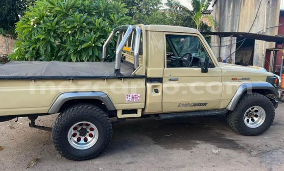 Nunua Ilio tumika Toyota Land Cruiser Nyingine Gari ndani ya Maputo nchini Maputo Nunua Ilio tumika Toyota Land Cruiser Nyingine Gari ndani ya Maputo nchini Maputo