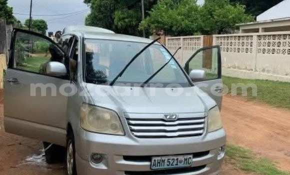 Comprar Usado Toyota Noah De outros Carro em Maputo em Maputo