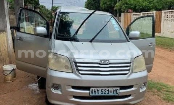 Tenga Tsaru Toyota Noah Zvimwe Mota in Maputo in Maputo Tenga Tsaru Toyota Noah Zvimwe Mota in Maputo in Maputo