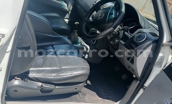 Nunua Ilio tumika Mazda BT-50 Nyeupe Gari ndani ya Maputo nchini Maputo Nunua Ilio tumika Mazda BT-50 Nyeupe Gari ndani ya Maputo nchini Maputo