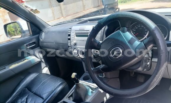 Nunua Ilio tumika Mazda BT-50 Nyeupe Gari ndani ya Maputo nchini Maputo Nunua Ilio tumika Mazda BT-50 Nyeupe Gari ndani ya Maputo nchini Maputo
