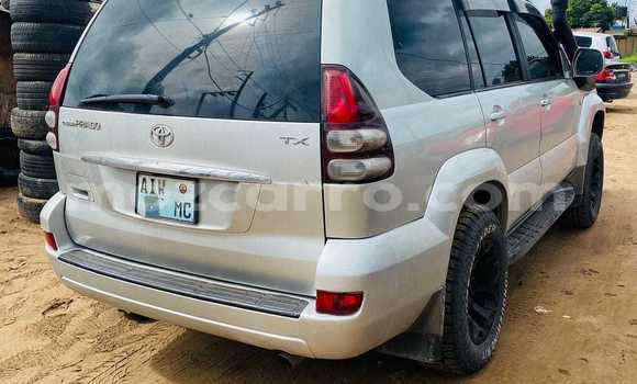 Nunua Ilio tumika Toyota Land Cruiser Prado Nyingine Gari ndani ya Maputo nchini Maputo Nunua Ilio tumika Toyota Land Cruiser Prado Nyingine Gari ndani ya Maputo nchini Maputo