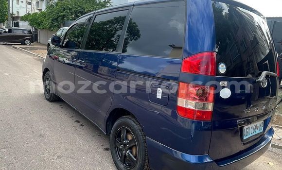 Comprar Usado Toyota Noah Azul Carro em Maputo em Maputo Comprar Usado Toyota Noah Azul Carro em Maputo em Maputo