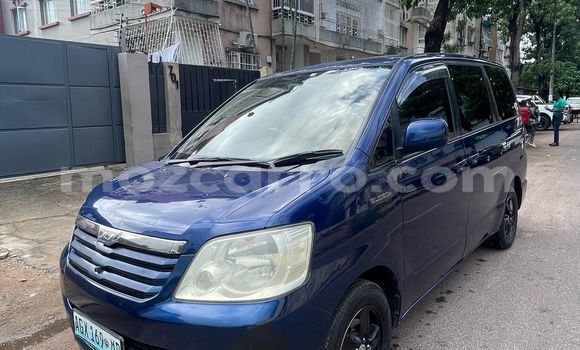 Comprar Usado Toyota Noah Azul Carro em Maputo em Maputo Comprar Usado Toyota Noah Azul Carro em Maputo em Maputo