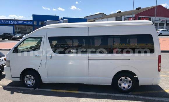 Buy Used Toyota Hilux White Car in Maputo in Maputo Buy Used Toyota Hilux White Car in Maputo in Maputo