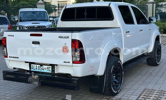 Tenga Tsaru Toyota Hilux Chena Mota in Maputo in Maputo Tenga Tsaru Toyota Hilux Chena Mota in Maputo in Maputo