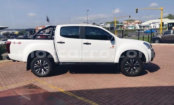 Buy Used Isuzu KB White Car in Maputo in Maputo Buy Used Isuzu KB White Car in Maputo in Maputo
