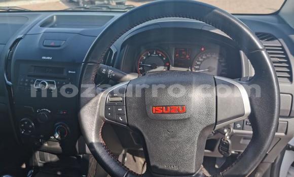 Buy Used Isuzu KB White Car in Maputo in Maputo Buy Used Isuzu KB White Car in Maputo in Maputo