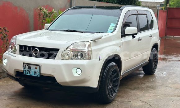 Comprar Usado Nissan X-Trail Branco Carro em Maputo em Maputo