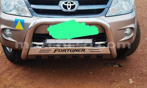 Comprar Usado Toyota Fortuner De outros Carro em Maputo em Maputo