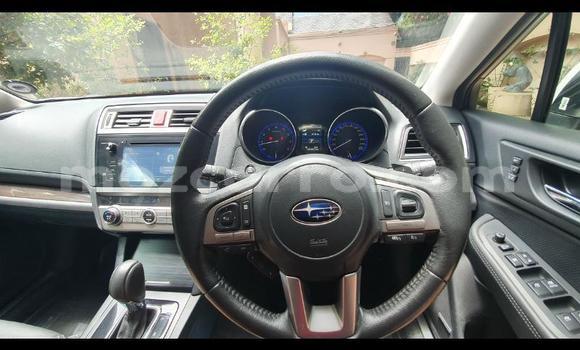 Comprar Usado Subaru Outback Branco Carro em Maputo em Maputo Comprar Usado Subaru Outback Branco Carro em Maputo em Maputo