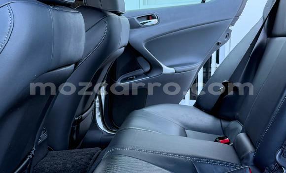 Comprar Novo Lexus IS Branco Carro em Maputo em Maputo Comprar Novo Lexus IS Branco Carro em Maputo em Maputo