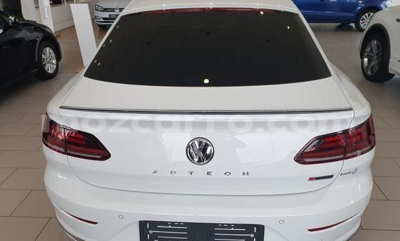 Comprar Usado Volkswagen Arteon Branco Carro em Maputo em Maputo Comprar Usado Volkswagen Arteon Branco Carro em Maputo em Maputo