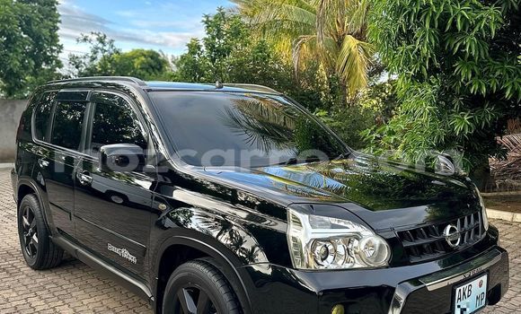 Buy Used Nissan X-Trail Black Car in Maputo in Maputo Buy Used Nissan X-Trail Black Car in Maputo in Maputo
