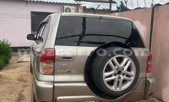 Nunua Ilio tumika Toyota RAV4 Nyingine Gari ndani ya Maputo nchini Maputo Nunua Ilio tumika Toyota RAV4 Nyingine Gari ndani ya Maputo nchini Maputo
