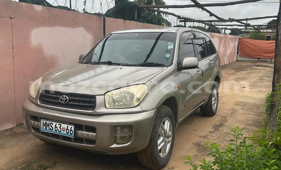 Nunua Ilio tumika Toyota RAV4 Nyingine Gari ndani ya Maputo nchini Maputo Nunua Ilio tumika Toyota RAV4 Nyingine Gari ndani ya Maputo nchini Maputo