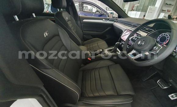 Comprar Usado Volkswagen Arteon Branco Carro em Maputo em Maputo Comprar Usado Volkswagen Arteon Branco Carro em Maputo em Maputo