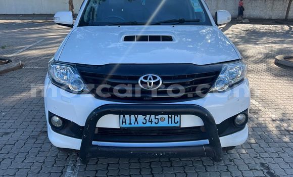 Buy Used Toyota Fortuner White Car in Maputo in Maputo Buy Used Toyota Fortuner White Car in Maputo in Maputo