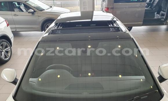Comprar Usado Volkswagen Arteon Branco Carro em Maputo em Maputo Comprar Usado Volkswagen Arteon Branco Carro em Maputo em Maputo