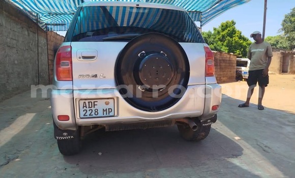 Tenga Tsaru Toyota RAV4 Zvimwe Mota in Maputo in Maputo Tenga Tsaru Toyota RAV4 Zvimwe Mota in Maputo in Maputo