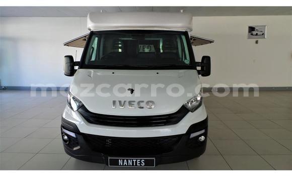 Comprar Usado IVECO Massif Branco Carro em Maputo em Maputo Comprar Usado IVECO Massif Branco Carro em Maputo em Maputo