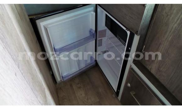 Comprar Usado IVECO Massif Branco Carro em Maputo em Maputo Comprar Usado IVECO Massif Branco Carro em Maputo em Maputo