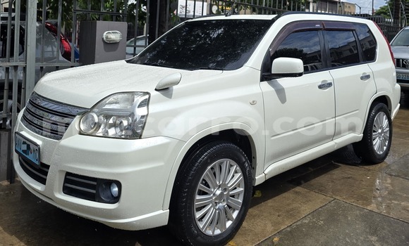 Nunua Ilio tumika Nissan X-Trail Nyeupe Gari ndani ya Maputo nchini Maputo Nunua Ilio tumika Nissan X-Trail Nyeupe Gari ndani ya Maputo nchini Maputo