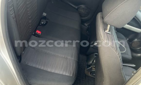 Nunua Ilio tumika Mazda Demio Fedha Gari ndani ya Maputo nchini Maputo Nunua Ilio tumika Mazda Demio Fedha Gari ndani ya Maputo nchini Maputo