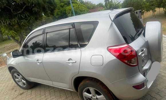 Nunua Ilio tumika Toyota RAV4 Nyingine Gari ndani ya Maputo nchini Maputo Nunua Ilio tumika Toyota RAV4 Nyingine Gari ndani ya Maputo nchini Maputo
