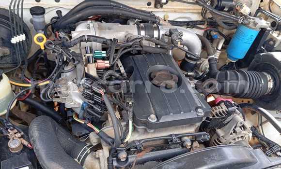 Nunua Ilio tumika Nissan Hardbody Nyeupe Gari ndani ya Maputo nchini Maputo Nunua Ilio tumika Nissan Hardbody Nyeupe Gari ndani ya Maputo nchini Maputo