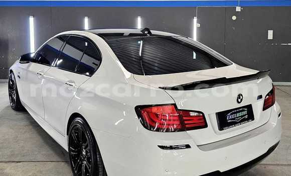 Nunua Ilio tumika BMW 5-Series Nyeupe Gari ndani ya Maputo nchini Maputo Nunua Ilio tumika BMW 5-Series Nyeupe Gari ndani ya Maputo nchini Maputo