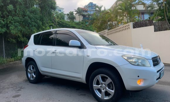Tenga Tsaru Toyota RAV4 Chena Mota in Maputo in Maputo Tenga Tsaru Toyota RAV4 Chena Mota in Maputo in Maputo