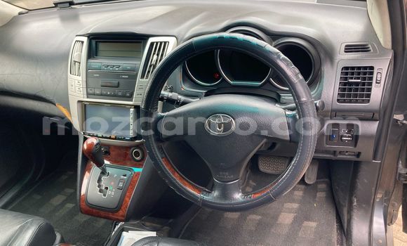 Nunua Ilio tumika Toyota Harrier Nyeusi Gari ndani ya Maputo nchini Maputo Nunua Ilio tumika Toyota Harrier Nyeusi Gari ndani ya Maputo nchini Maputo