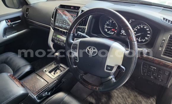Comprar Novo Toyota Land Cruiser Castanho Carro em Maputo em Maputo Comprar Novo Toyota Land Cruiser Castanho Carro em Maputo em Maputo