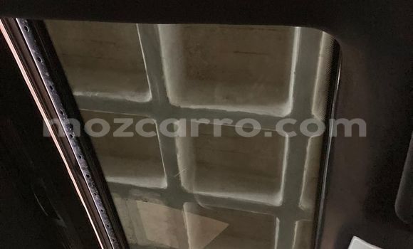 Comprar Usado Mercedes-Benz E-Classe De outros Carro em Maputo em Maputo Comprar Usado Mercedes-Benz E-Classe De outros Carro em Maputo em Maputo