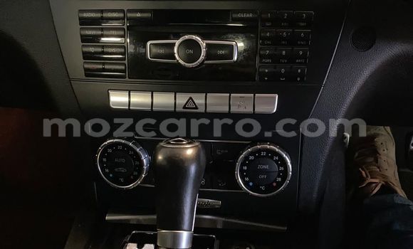 Comprar Usado Mercedes-Benz E-Classe De outros Carro em Maputo em Maputo Comprar Usado Mercedes-Benz E-Classe De outros Carro em Maputo em Maputo
