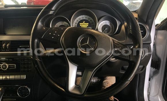 Comprar Usado Mercedes-Benz E-Classe De outros Carro em Maputo em Maputo Comprar Usado Mercedes-Benz E-Classe De outros Carro em Maputo em Maputo