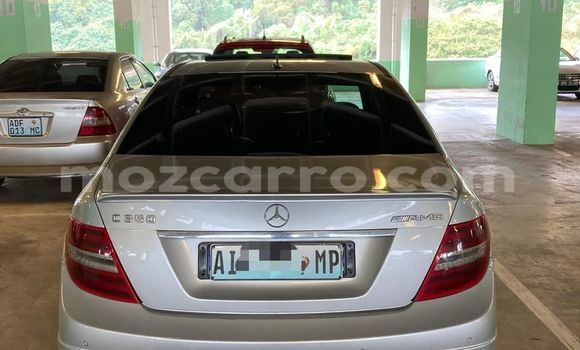 Comprar Usado Mercedes-Benz E-Classe De outros Carro em Maputo em Maputo Comprar Usado Mercedes-Benz E-Classe De outros Carro em Maputo em Maputo